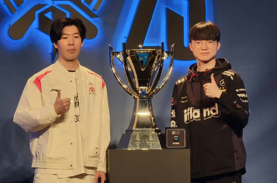 WBG碾压BLG，Faker完成史诗逆转激烈交锋小组赛，点燃全场激情