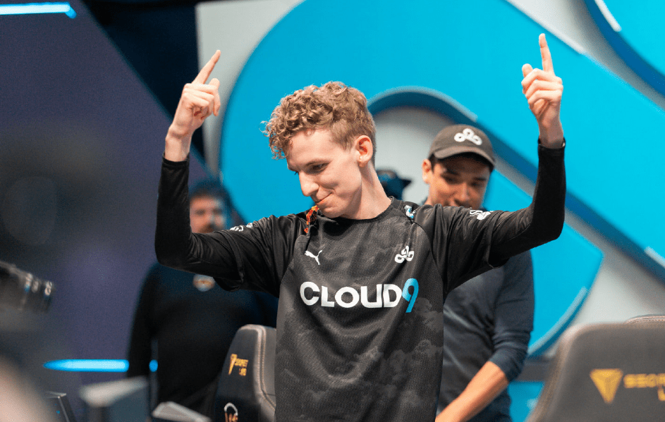 100T力克C9,Meiko团战一打五激烈交锋四强赛,引爆全场热议 100T力克C9,Meiko团战一打五激烈交锋四强赛,引爆全场热议