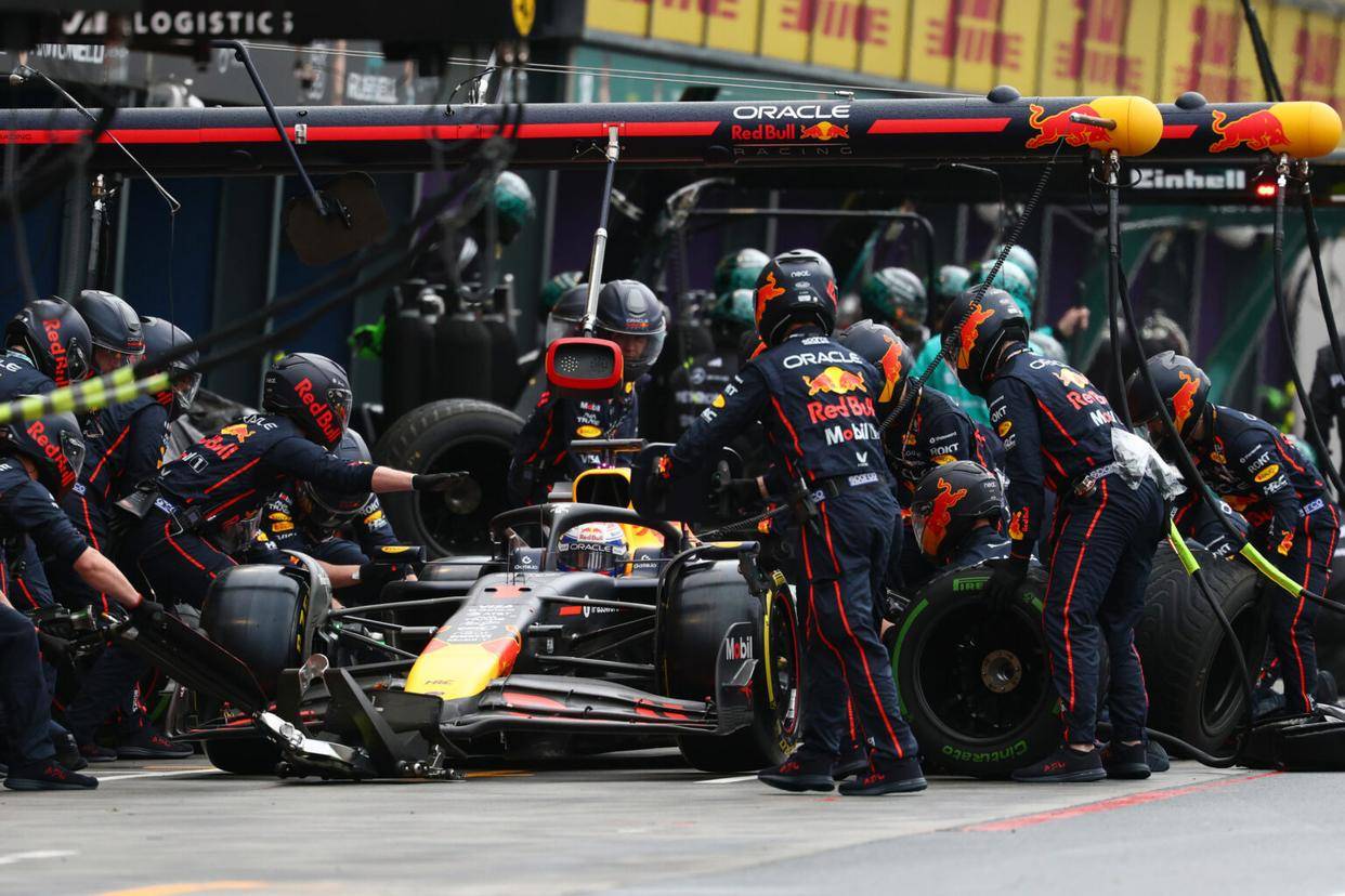 红牛二队翻盘红牛车队，诺里斯带队取胜