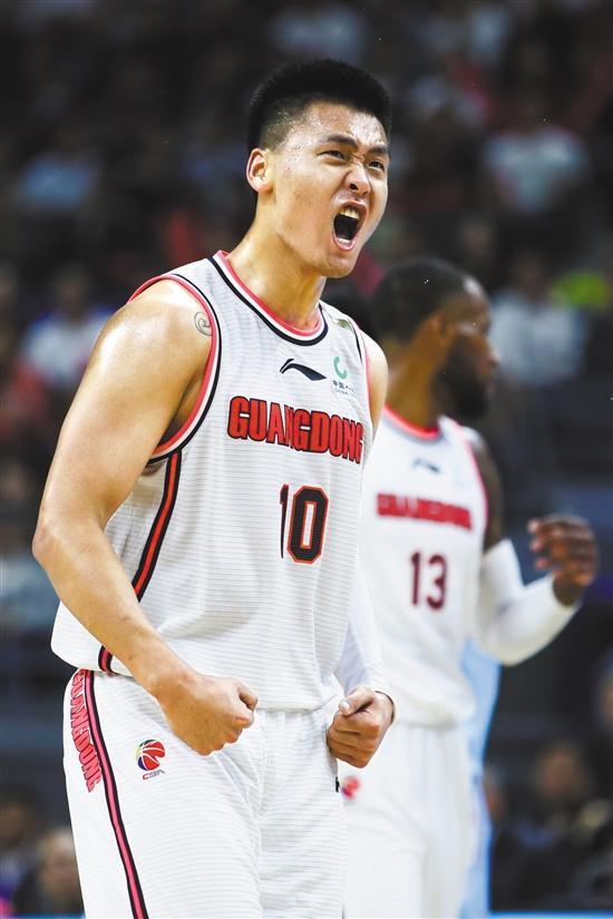 中国队险胜德国队，黄鸭组合扛起全队的简单介绍