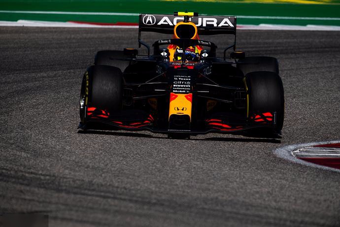 红牛二队翻盘迈凯伦，拉塞尔扛起全队