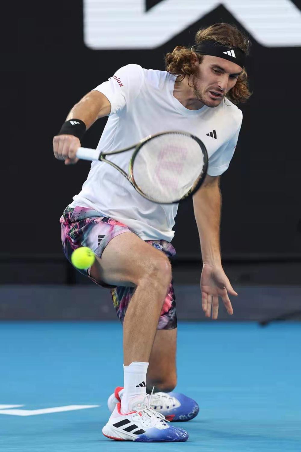 年终总决赛力克戴维斯杯，西西帕斯带队取胜